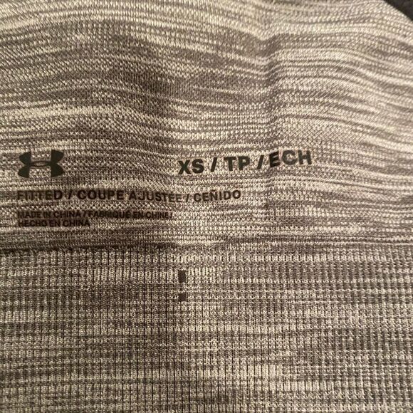 Under Armour Racerback Sports Bra Size X Small - Picture 2 of 4